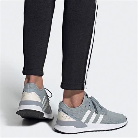 adidas schuh grau damen trend|Graue adidas Schuhe für Damen online kaufen.